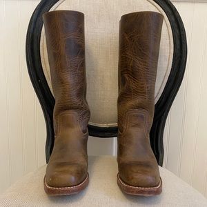 Women’s Campus 14L